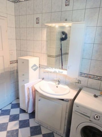 Eladó családi ház, Zalaegerszegen 116 M Ft, 2+4 szobás