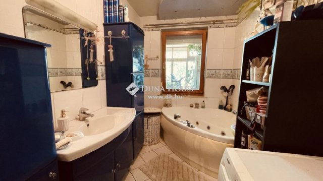 Eladó családi ház, Szombathelyen 78 M Ft, 1+3 szobás