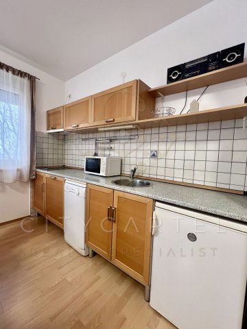 Eladó téglalakás, Balatonbogláron 59.9 M Ft, 2 szobás