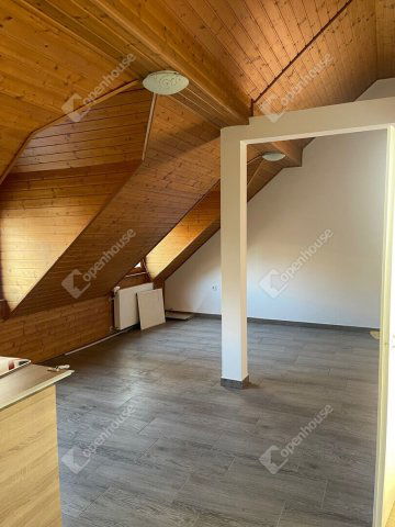 Eladó iroda, Győrött 44 M Ft, 4 szobás / költözzbe.hu