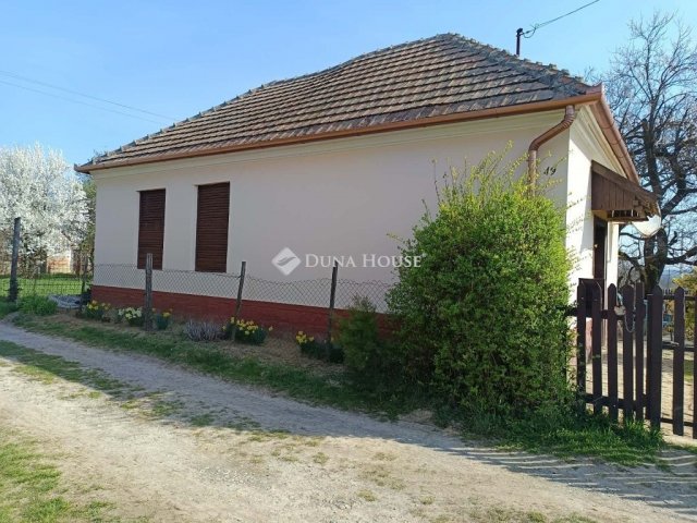 Eladó családi ház, Mozsgón 27.5 M Ft, 2 szobás