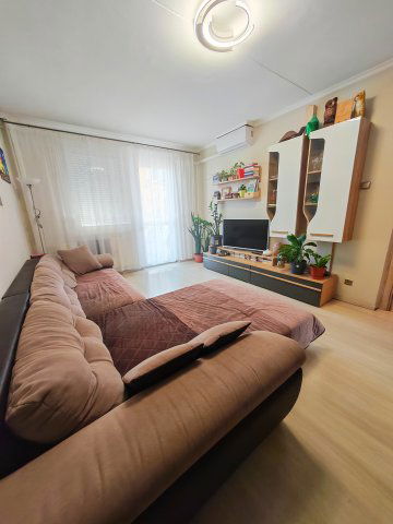 Eladó panellakás, Nyíregyházán 44.9 M Ft, 1+2 szobás