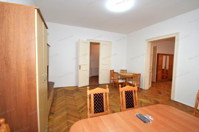 Kiadó téglalakás, albérlet, Győrött, Bajcsy-Zsilinszky úton