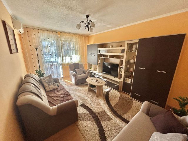 Eladó téglalakás, Nyíregyházán 41.9 M Ft, 2 szobás