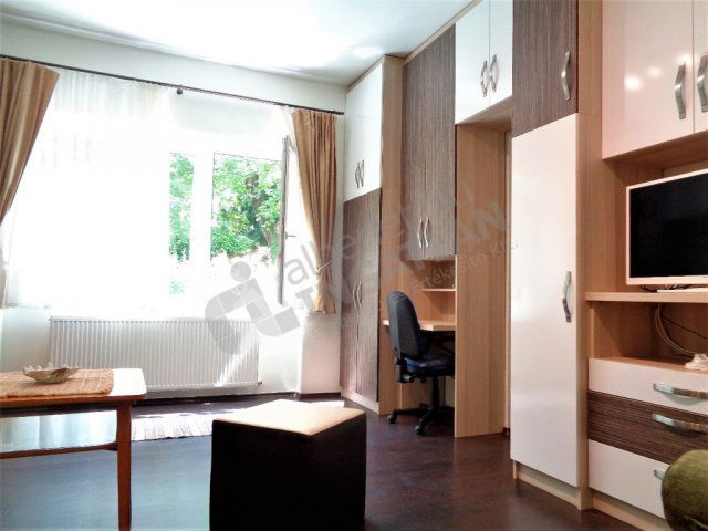 Kiadó téglalakás, albérlet, XI. kerületben, Dávid Ferenc utcában