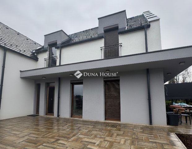 Eladó ikerház, Budakeszin 156 M Ft, 4 szobás