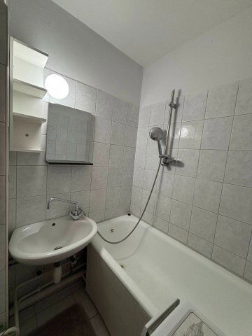 Eladó téglalakás, Miskolcon 29.99 M Ft, 1+1 szobás