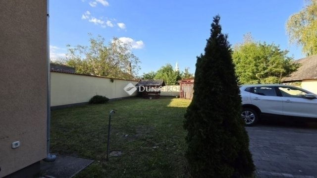 Eladó téglalakás, Monoron 79.9 M Ft, 4 szobás