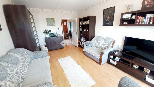 Eladó téglalakás, Kecskeméten 46 M Ft, 3 szobás