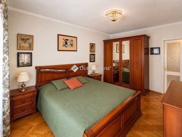 Eladó téglalakás, Budapesten, II. kerületben 182.99 M Ft