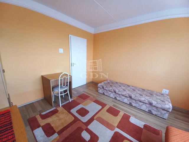 Kiadó panellakás, albérlet, Miskolcon 120 E Ft / hó, 1+1 szobás