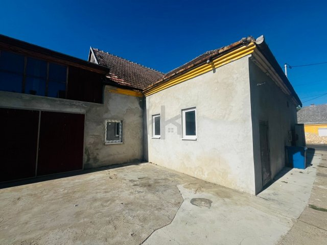 Eladó ipari ingatlan, Csokonyavisontán 15.5 M Ft