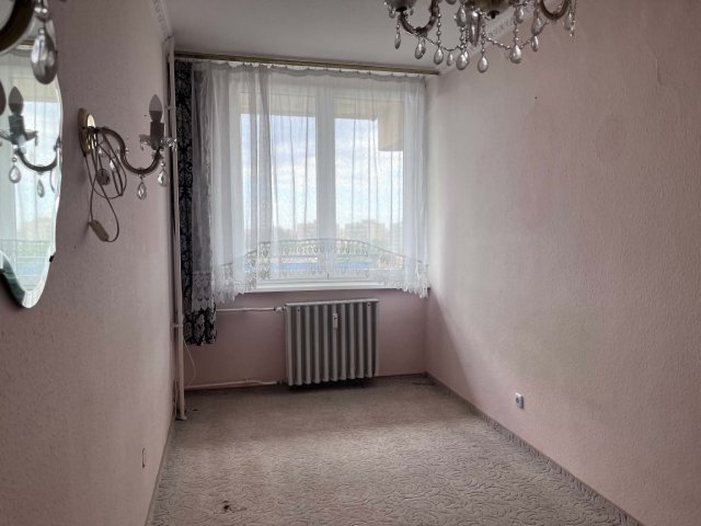 Kiadó téglalakás, albérlet, Szolnokon 120 E Ft / hó, 2 szobás
