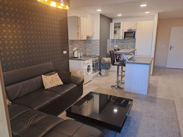 Eladó téglalakás, Budapesten, IX. kerületben 146 M Ft, 3 szobás