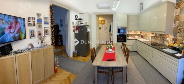 Eladó téglalakás, Budapesten, IX. kerületben 147 M Ft, 3 szobás