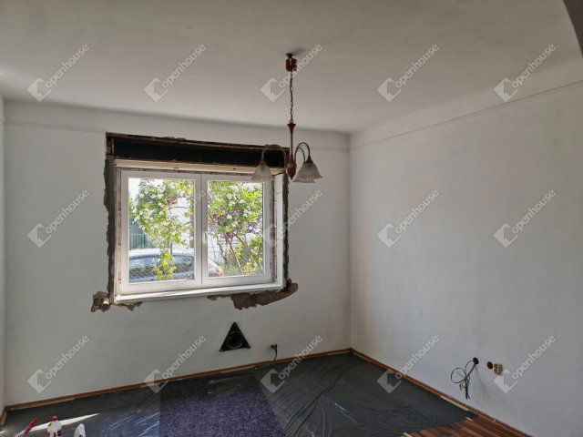 Eladó családi ház, Gyömrőn 32 M Ft, 1 szobás