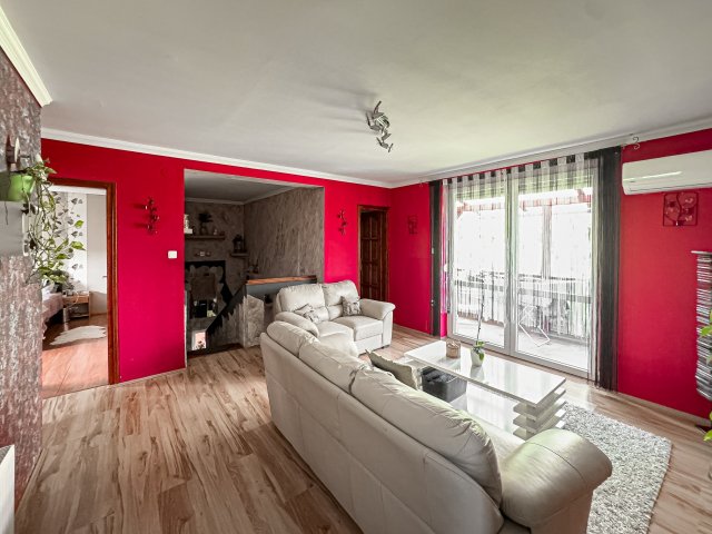 Eladó családi ház, Mályin 120 M Ft, 6 szobás