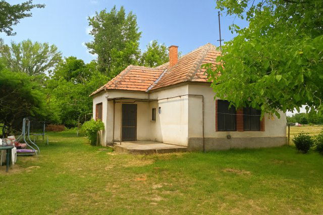 Eladó családi ház, Vásárosmiskén 15.9 M Ft, 1 szobás