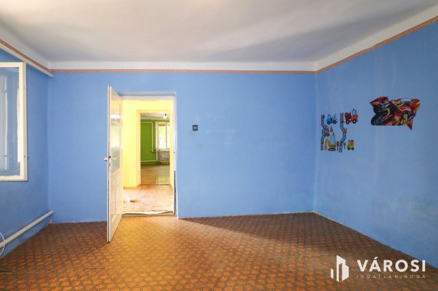 Eladó családi ház, Békéscsabán 17 M Ft, 3 szobás