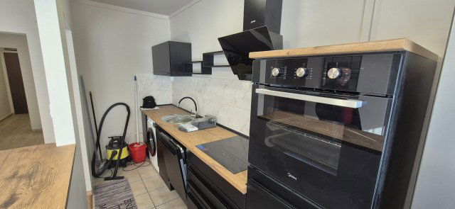 Kiadó panellakás, albérlet, Debrecenben, Füredi úton, 2 szobás