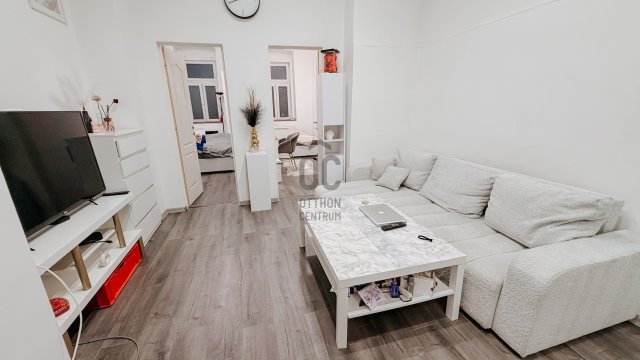 Eladó téglalakás, Budapesten, VII. kerületben 86.9 M Ft