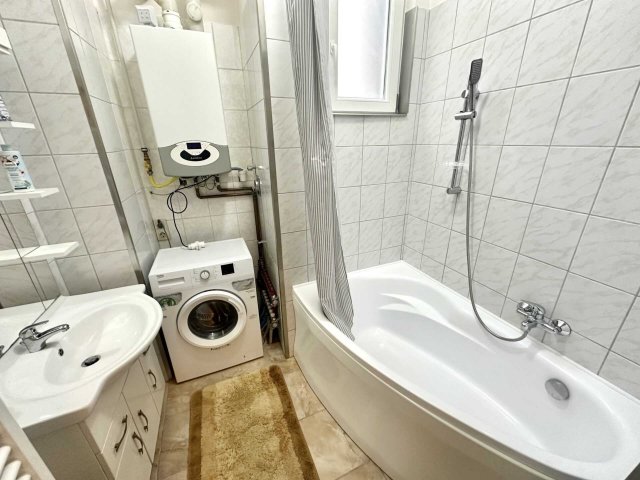 Kiadó téglalakás, albérlet, V. kerületben, Molnár utcában