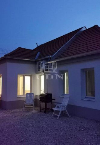 Eladó családi ház, Keszthelyen 56.9 M Ft, 2 szobás