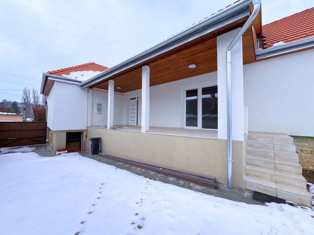 Eladó családi ház, Pécsváradon 85 M Ft, 4 szobás