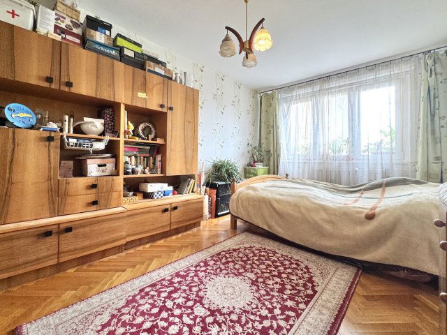 Eladó panellakás, Budapesten, III. kerületben 21.3 M Ft, 3 szobás