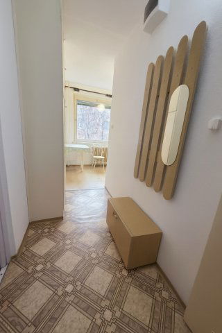 Eladó panellakás, Dunaújvárosban 26 M Ft, 1+1 szobás