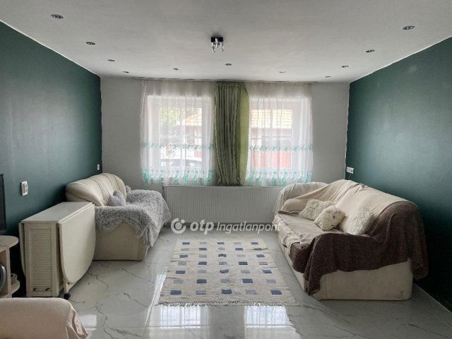 Eladó családi ház, Sarkadon 25 M Ft, 3 szobás