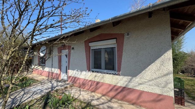 Eladó családi ház, Perkátán 38.95 M Ft, 1+2 szobás