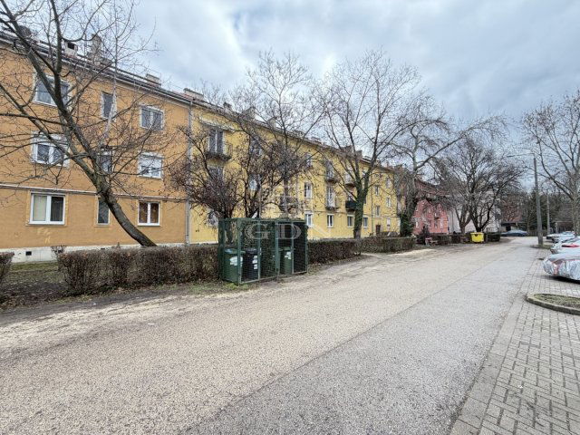 Eladó téglalakás, Székesfehérvárott 55.5 M Ft, 2 szobás