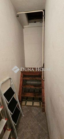 Eladó családi ház, Tápiószecsőn 74.9 M Ft, 5 szobás