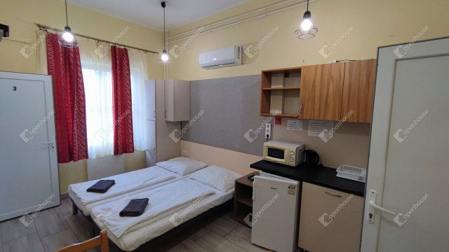 Eladó téglalakás, Debrecenben 75 M Ft, 2 szobás