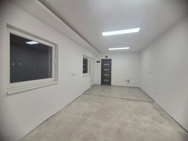 Kiadó üzlethelyiség, Budapesten, III. kerületben 250 E Ft / hó