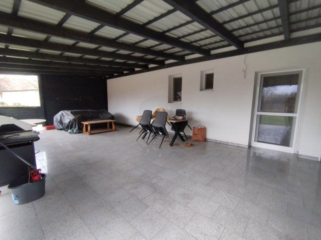 Eladó családi ház, Lőrinciben 49.9 M Ft, 3+1 szobás