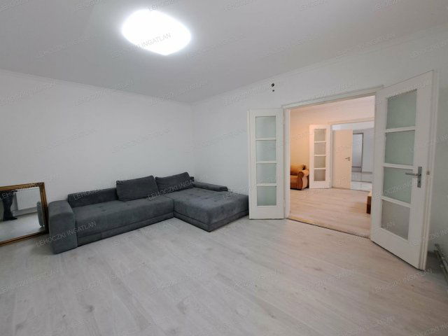 Eladó családi ház, Nyíregyházán 50 M Ft, 3 szobás