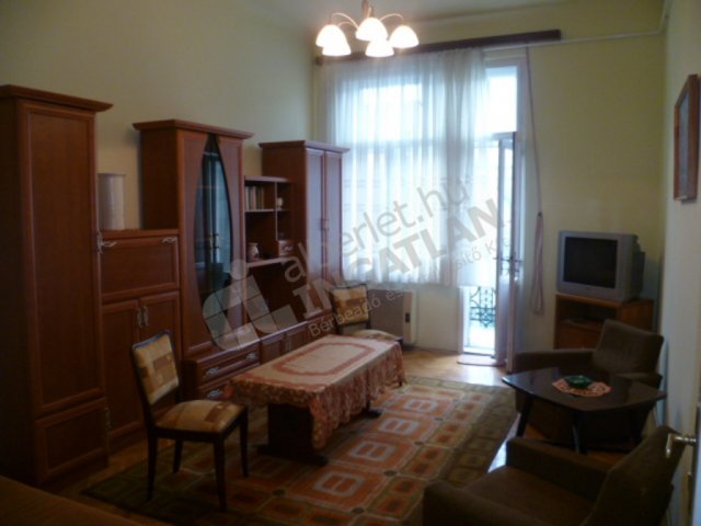 Kiadó téglalakás, albérlet, IX. kerületben, Bakáts utcában