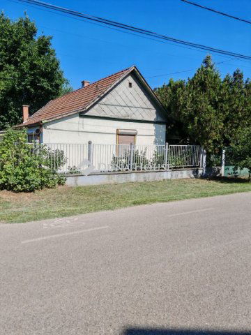 Eladó családi ház, Farmoson, Rákóczi Ferenc utcában 32 M Ft