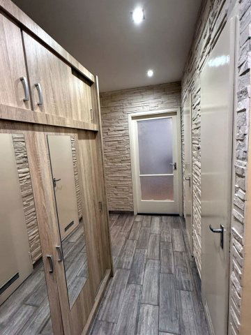 Eladó téglalakás, Nyíregyházán 42.9 M Ft, 3 szobás