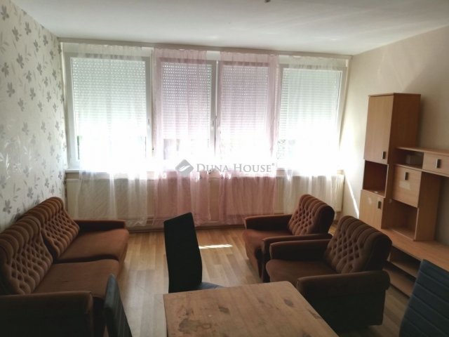 Eladó téglalakás, Nagykanizsán 33 M Ft, 2 szobás