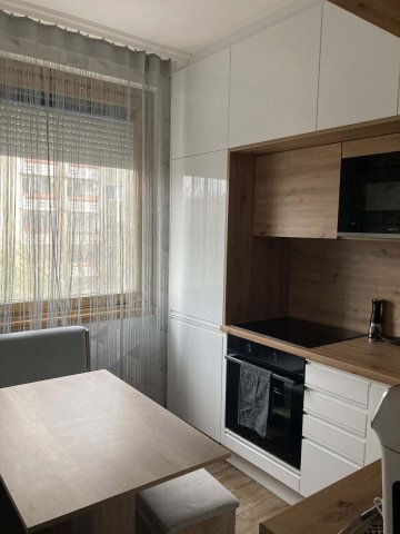 Eladó panellakás, Debrecenben 62.5 M Ft, 1+2 szobás