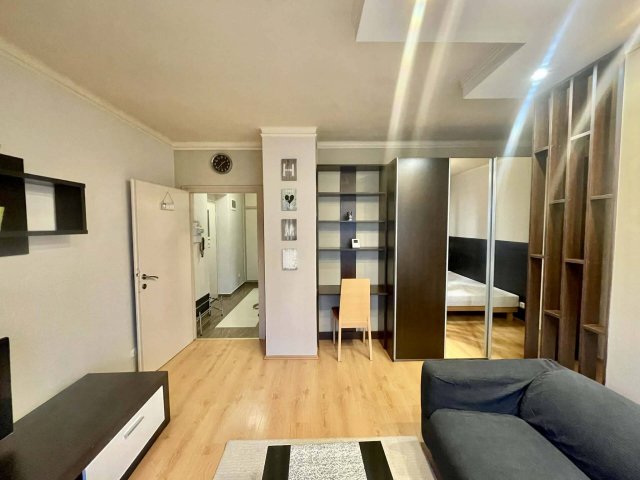 Eladó téglalakás, Pécsett 32.5 M Ft, 1 szobás