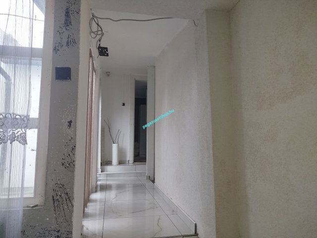 Eladó családi ház, Ózdon 26.5 M Ft, 2+1 szobás