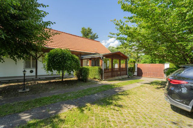 Eladó családi ház, Gyöngyösorosziban 49 M Ft, 3 szobás