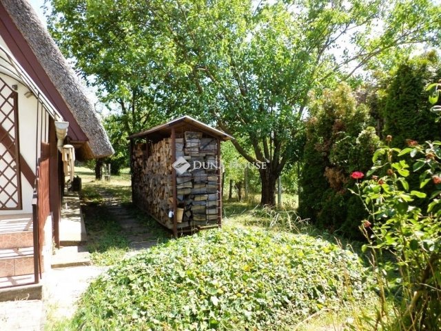 Eladó mezogazdasagi ingatlan, Lovasberényben 134.7 M Ft, 4 szobás