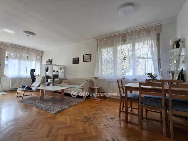 Eladó téglalakás, Budapesten, II. kerületben 142 M Ft