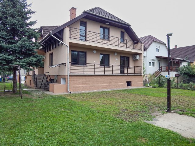 Kiadó téglalakás, albérlet, Miskolcon, Retek utcában, 2 szobás