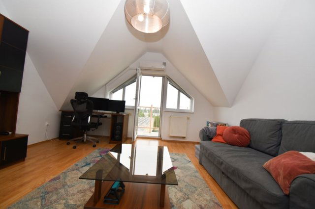 Eladó téglalakás, Debrecenben 67.5 M Ft, 2 szobás